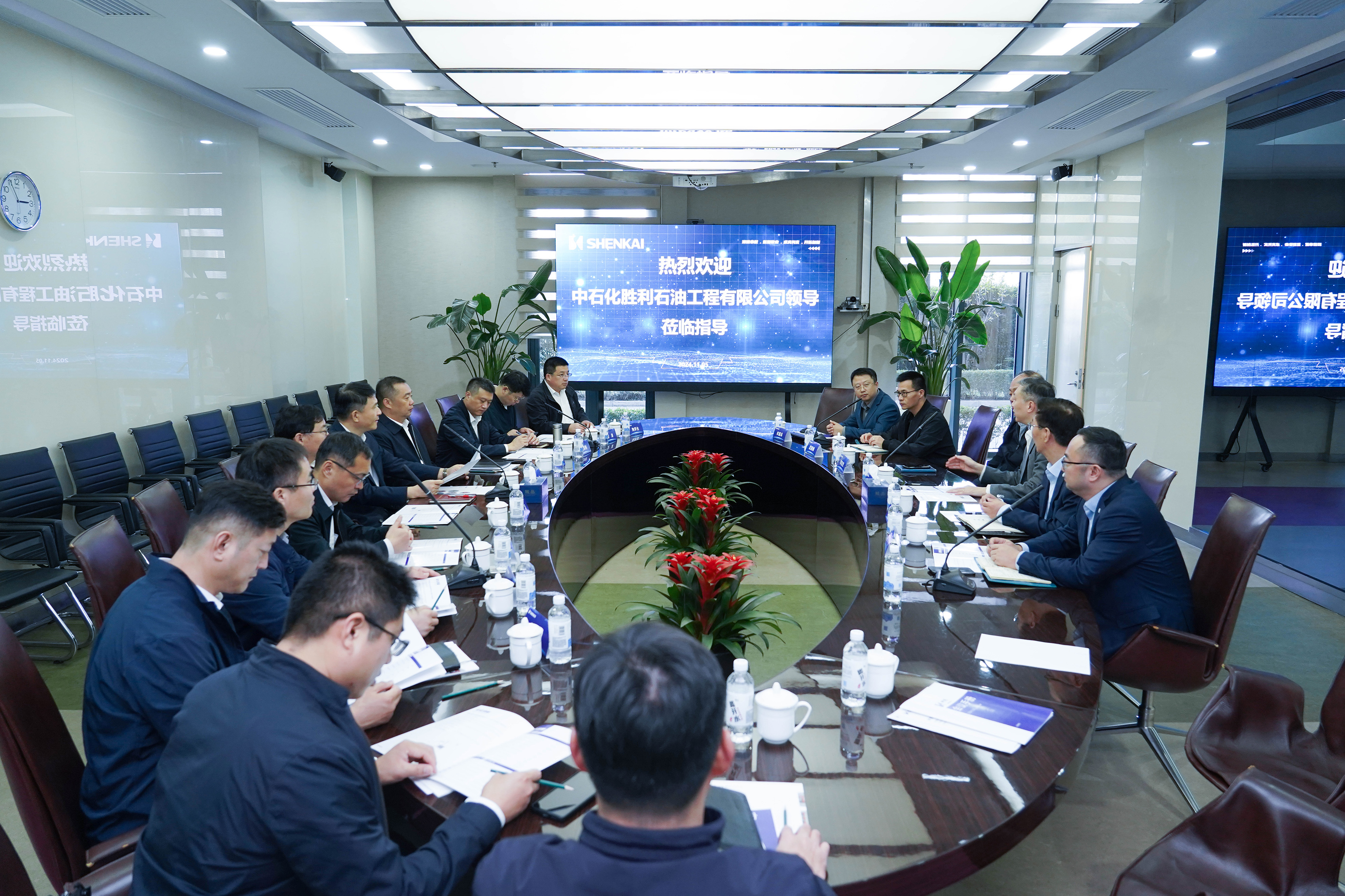 中石化胜利石油工程有限公司领导莅临ca88参观交流(图1)